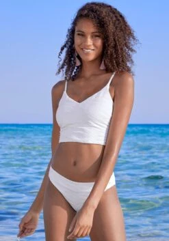 Sunseeker Crop-Bikini-Top »Loretta«, Mit Strukturmuster -Sunseeker Bikinis Geschaft 08a557400c1c85b3d8b66cdd5ffa4170