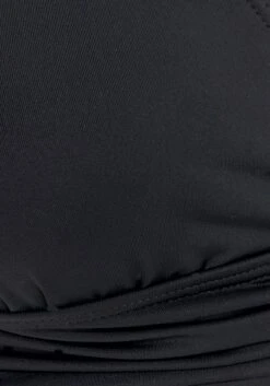 JETTE Triangel-Bikini, Im Schlichten Design -Sunseeker Bikinis Geschaft 6e404c994d85d7e1321863b8892b4a02