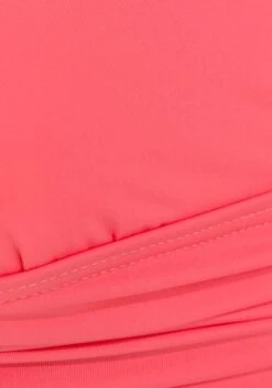 JETTE Triangel-Bikini, Im Schlichten Design -Sunseeker Bikinis Geschaft a35fb1b2965c5b864344b499b51f601d