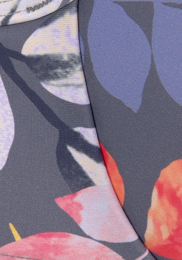 Vivance Push-Up-Bikini-Top »Leilani«, In Getwisteter Optik 6 Vivance Push-Up-Bikini-Top »Leilani«, In Getwisteter Optik – Bild 4