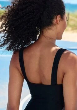 Sunseeker Bikinis Geschaft -Sunseeker Bikinis Geschaft 3d1e3f7573f823c4f5572677b2e39c49