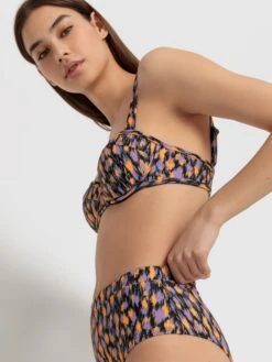 LSCN By LASCANA Bügel-Bikini-Top »Lavista«, Mit Balconette-Form 10 LSCN By LASCANA Bügel-Bikini-Top »Lavista«, Mit Balconette-Form -Sunseeker Bikinis Geschaft 3f024f8d4636fd346232b2665767e360