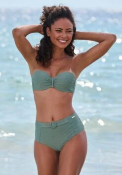 Sunseeker Bügel-Bandeau-Bikini-Top »Loretta«, Mit Strukturmuster -Sunseeker Bikinis Geschaft 68abb97110ae6bff302ae86492eed6e9