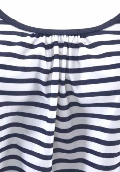 Venice Beach Oversize-Tankini-Top »Summer«, Mit Verstellbaren Trägern -Sunseeker Bikinis Geschaft 7a80225e32a3a5672cb21f5d2931390e