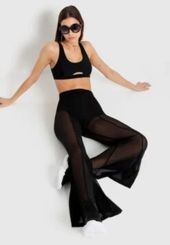 LSCN By LASCANA Bustier-Bikini-Top »Gina«, Mit Cut-Out Vorne 22 LSCN By LASCANA Bustier-Bikini-Top »Gina«, Mit Cut-Out Vorne -Sunseeker Bikinis Geschaft a43460f03c9118fe9be5e2fc2f5ae738