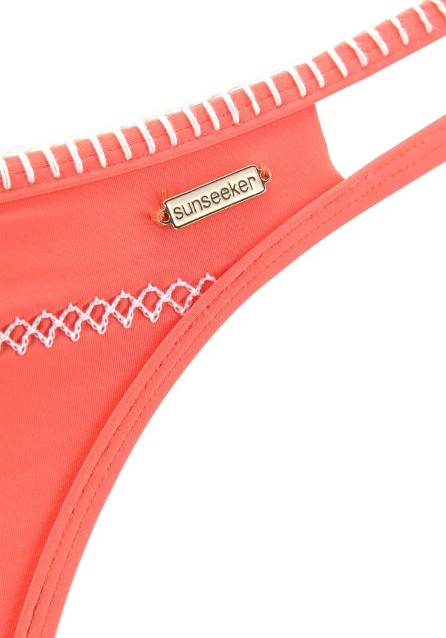 Sunseeker Bikini-Hose »Dainty«, In Knapper Brasilien-Form Und Mit Häkelkante 12 Sunseeker Bikini-Hose »Dainty«, In Knapper Brasilien-Form Und Mit Häkelkante – Bild 10
