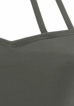 Bruno Banani Badeanzug, Mit Eleganter Ausschnittvariante -Sunseeker Bikinis Geschaft b252391eb564b7e89a9268abbf468fbb